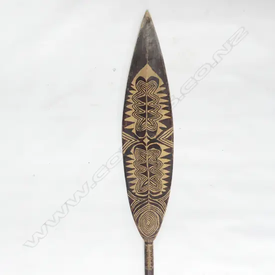 Old PNG paddle,